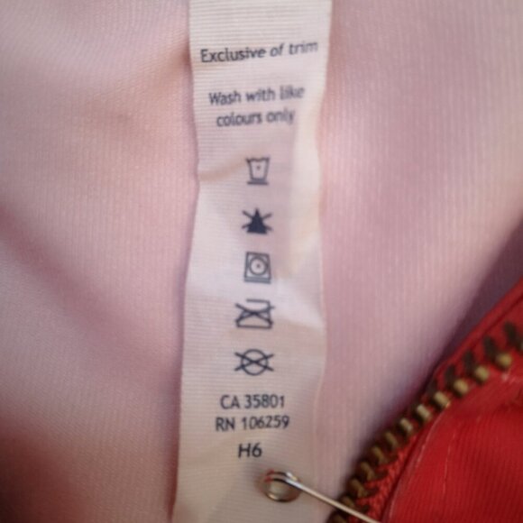 Lululemon Athletica Ladies Size 2 Full Zip Orange with Flower Pattern Hoodie - Picture 4 of 16